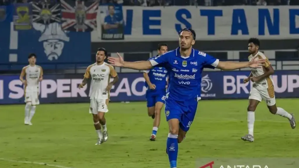 Duet Jung Dan Tanque Siap Menentukan Nasib Persib, GBLA Jadi Panggung Perebutan Puncak Klasemen