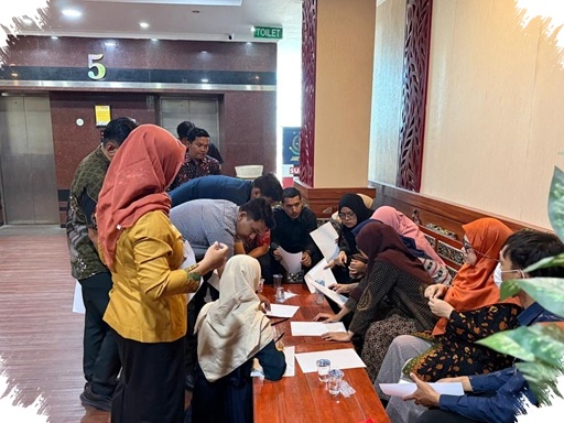 Rp707 Juta Disita dari Pengembalian Uang, Fortuner Milik Tersangka OS Ikut Diamankan Kejati Jatim