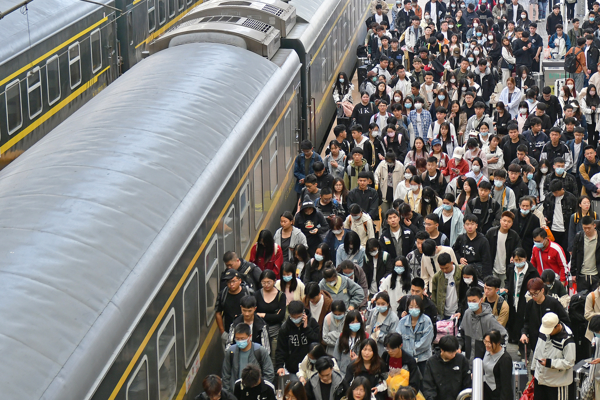 Pegaden Baru Dan Pariaman Ekspres Catat Lonjakan Penumpang, Kereta Makin Dipilih Untuk Mobilitas Harian