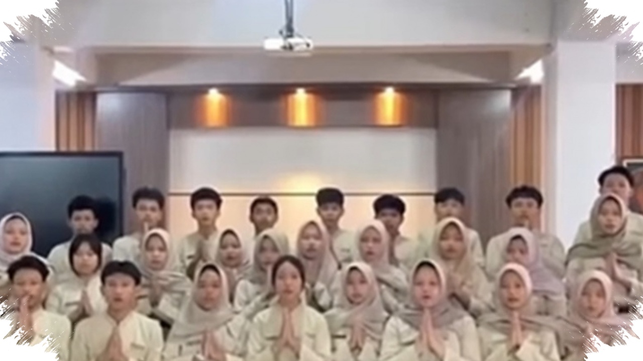 Satu Kelas SMAN 1 Purwakarta Menunduk Meminta Maaf, Setelah Isyarat Jari Tengah Ke Guru Terekam Kamera