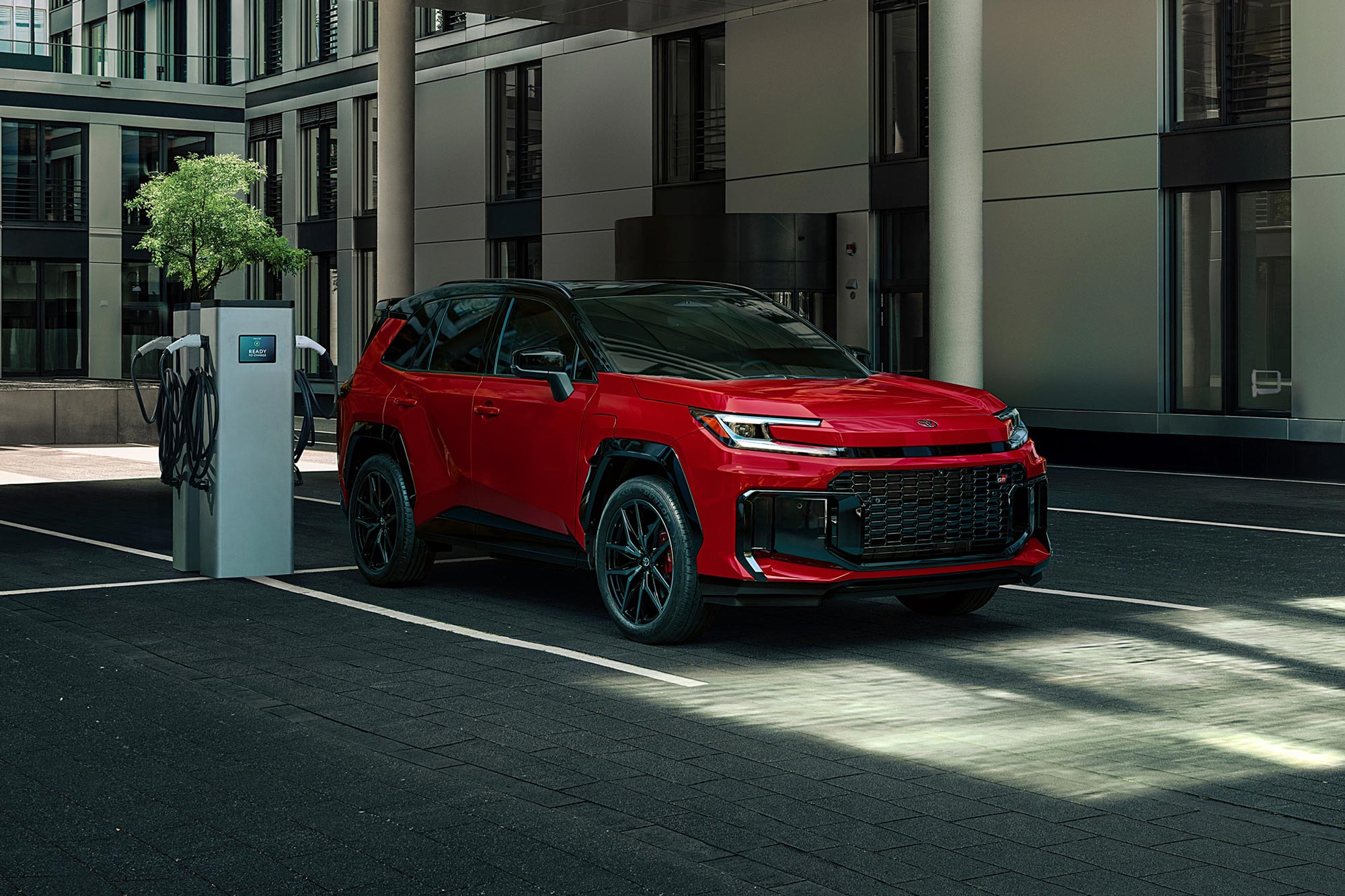Toyota Corolla Cross Hybrid Jadi Acuan Irit Di Tanjakan, SUV Elektrifikasi 2026 Punya Karakter Berbeda-beda