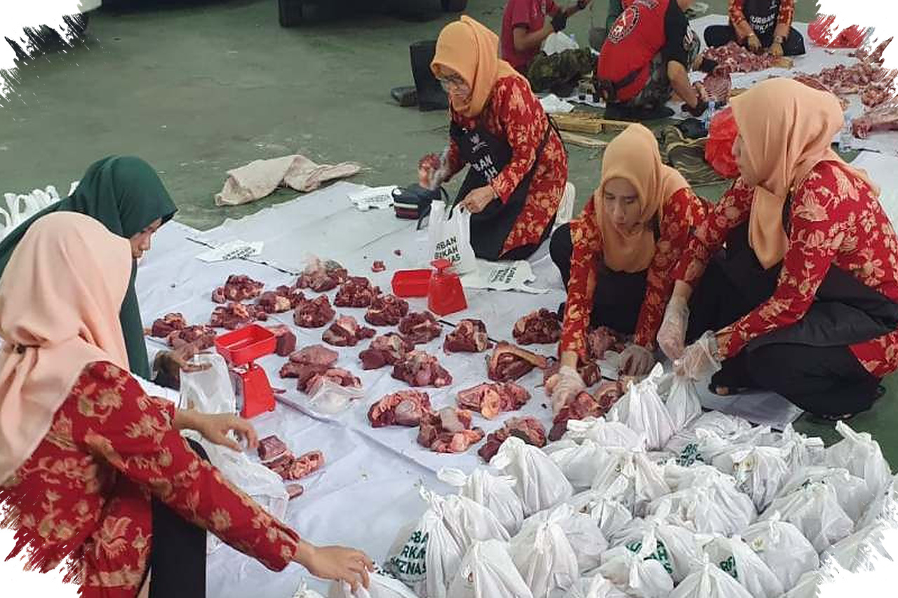 Pakai Lengkap APD Saat Menyembelih Kurban, Cara Sederhana Cegah Antraks Di Iduladha