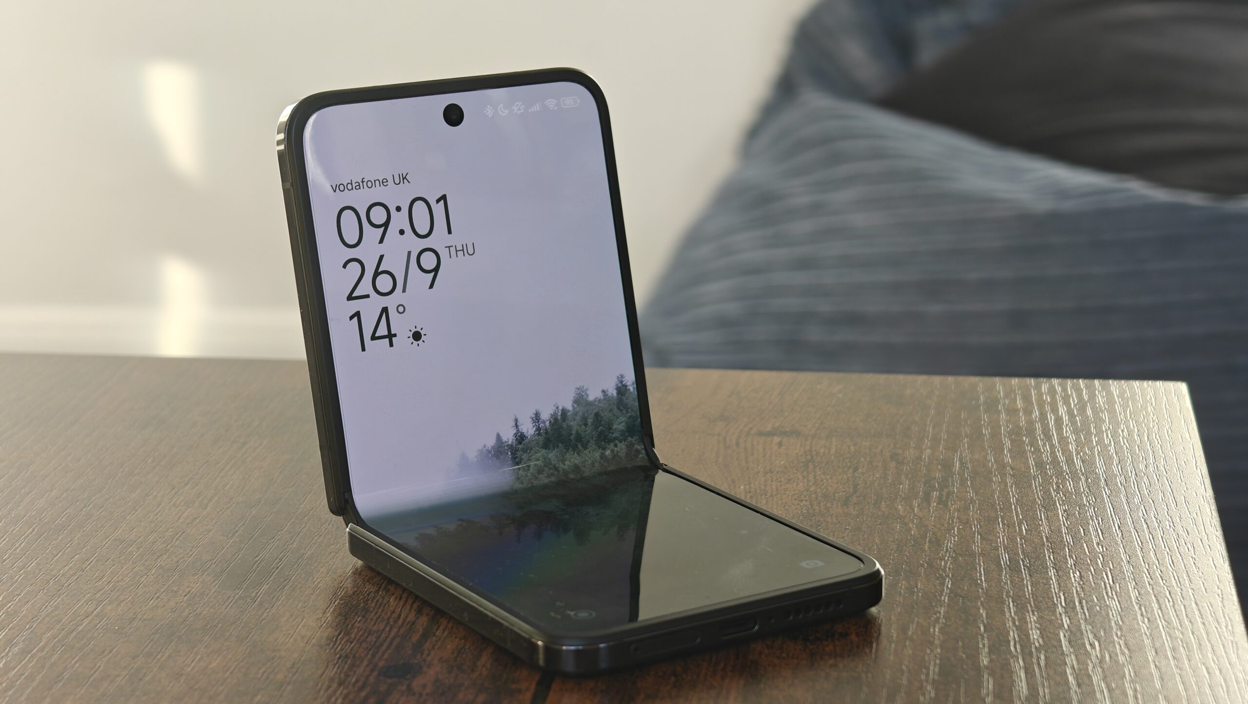 Xiaomi Alihkan Fokus Ke Foldable Model Buku, Nasib Mix Flip Makin Tak Pasti