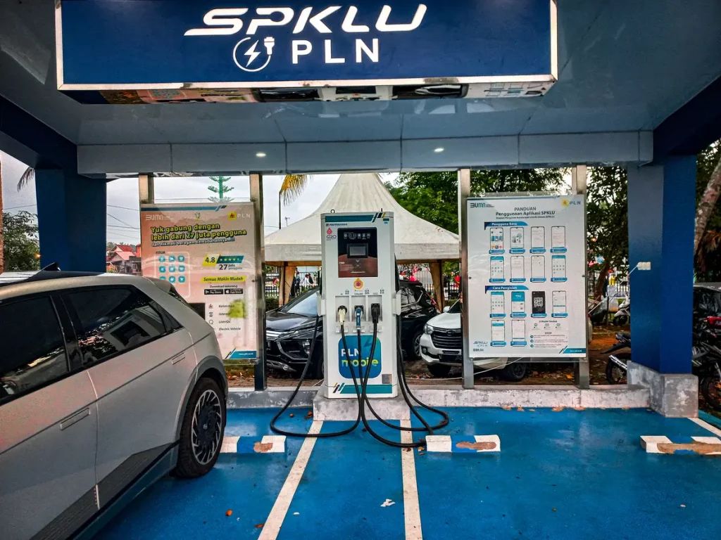 Target SPKLU 2030 Masih Jauh, Indonesia Baru Punya 4.892 Unit Hingga Mei 2026