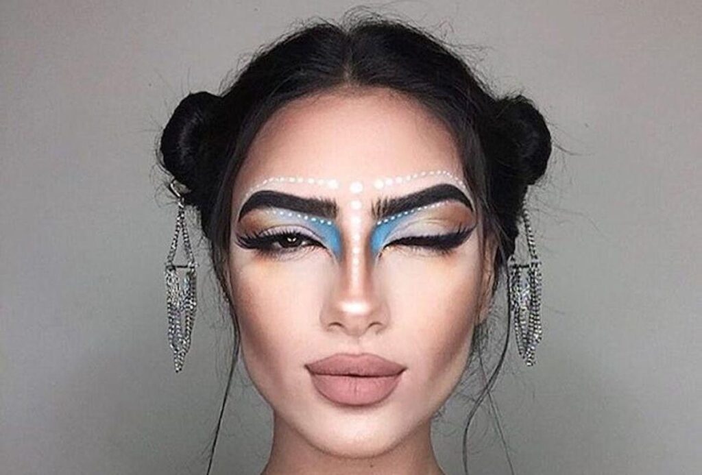 Pesona Yang Sulit Dilupakan, 4 Zodiak Perempuan Ini Punya Karisma Kuat Sejak Awal