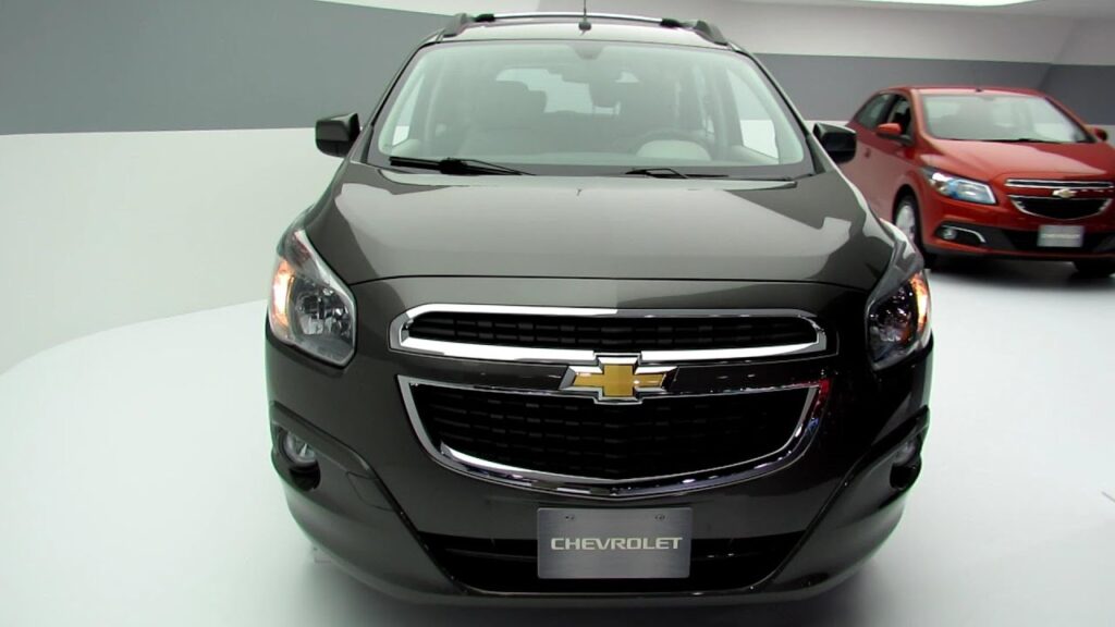 Chevrolet Spin Diesel Ternyata Lebih Boros Nama Daripada BBM, Tetap Nyaman untuk Keluarga