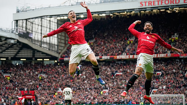 Tiket Liga Champions Aman Di Old Trafford, Mainoo Jadi Penentu Saat United Tumbangkan Liverpool 3-2