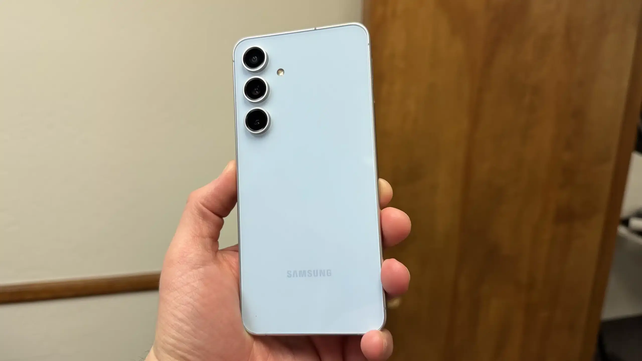 Sebagian Unit Galaxy S24 Dan Fold6 Sudah Dapat One UI 8.5, Rollout Masih Bertahap