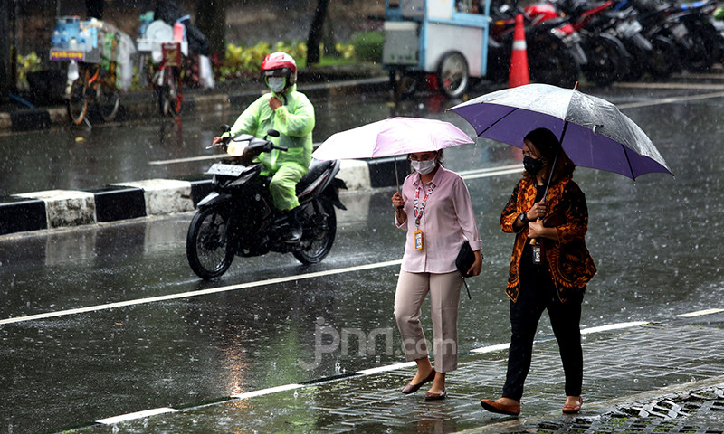 Siang Hingga Sore Jadi Fase Paling Waspada, Bogor-Sukabumi Berpotensi Hujan Lebat