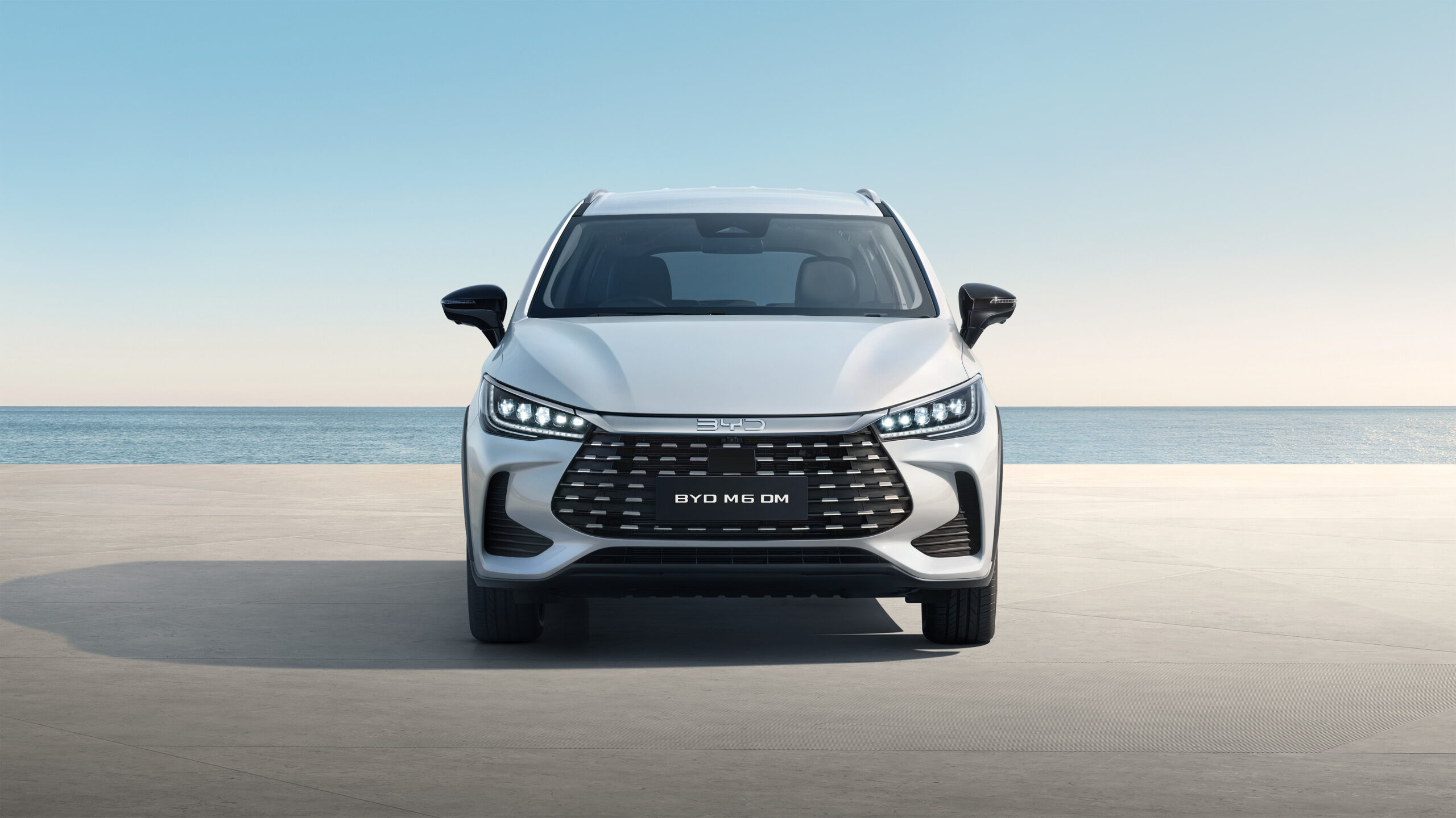 Sanggup Menempuh Lebih Dari 1.800 Km, BYD M6 DM Andalkan Efisiensi Untuk Keluarga