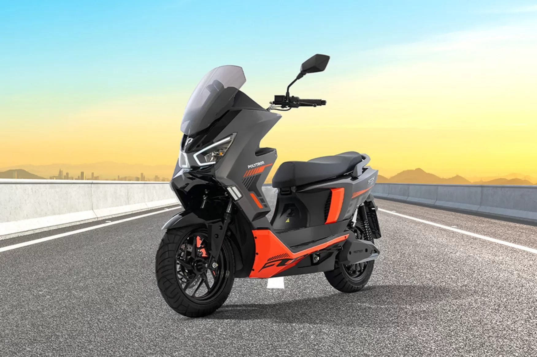Jarak 120 Km Jadi Andalan, Polytron Fox 350 Tawarkan Skuter Listrik yang Lebih Serius untuk Harian