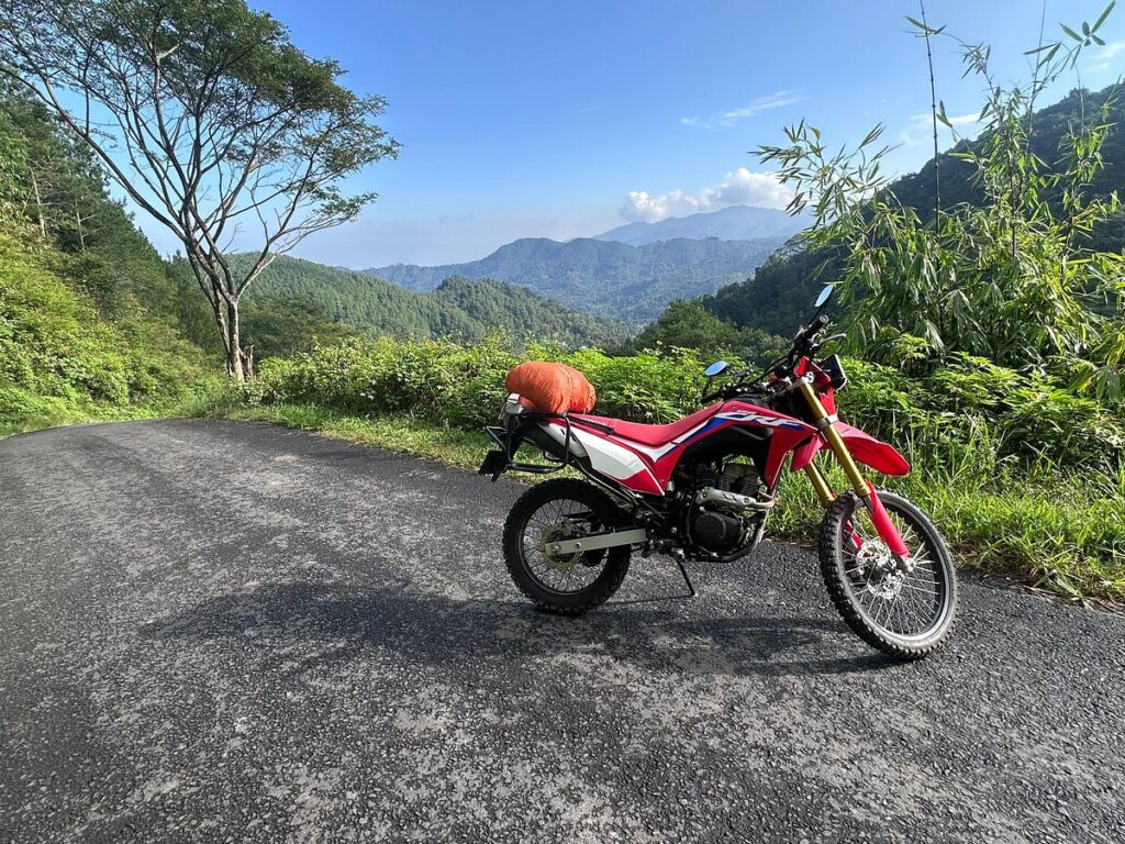 Jalur Guci Jadi Titik Balik, Solo Touring Dua Tak Ini Akhirnya Berani Keluar Lagi Setelah 5 Tahun