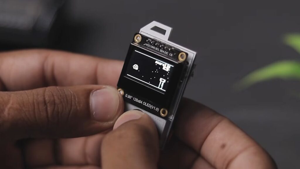 Gadget Saku Ini Bisa Lempar Dadu Dan Koin, Ramalannya Tetap Jalan Tanpa Internet