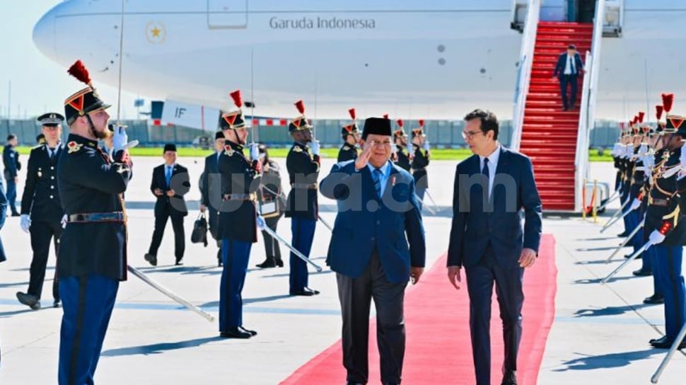 Teddy Ungkap Misi Indonesia Di Eropa, Prabowo Salat Idul Adha Di Paris Bersama WNI
