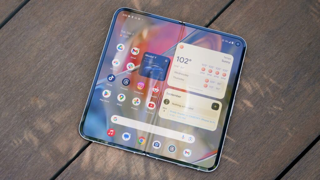 Layar Depan Pixel Fold Tiba-Tiba Mati Setelah Booting, Patch Terbaru Disorot Pengguna
