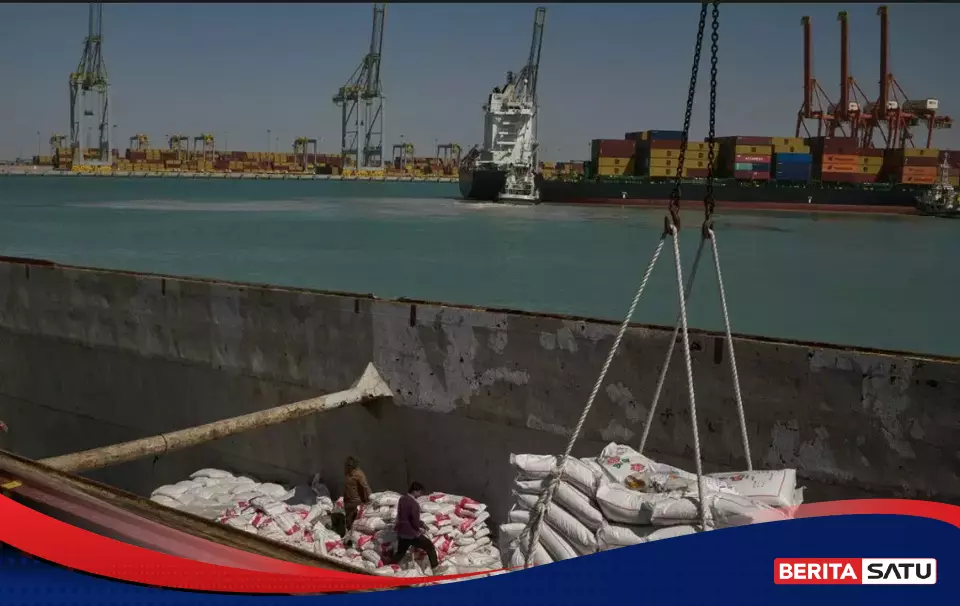36 Kapal Bantuan Diberi Jalan, Hormuz Tetap Diawasi Ketat oleh AS
