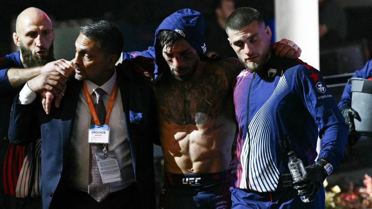 Topuria Tumbang di UFC White House, Mendez Kini Lebih Melirik Conor McGregor