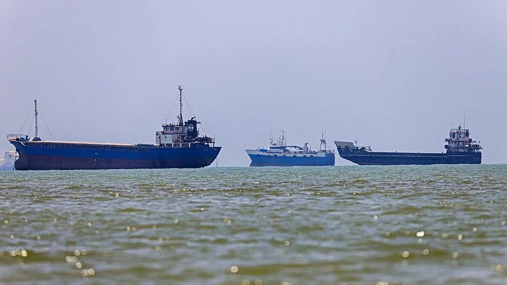 Selat Hormuz Memanas, Israel dan Iran Saling Tuduh di Tengah Serangan Lebanon