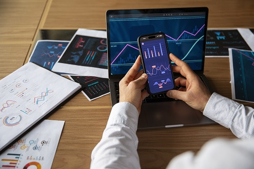 Gen Z Dihadapkan Pilihan Investasi, Reksa Dana atau Obligasi Lebih Cocok?