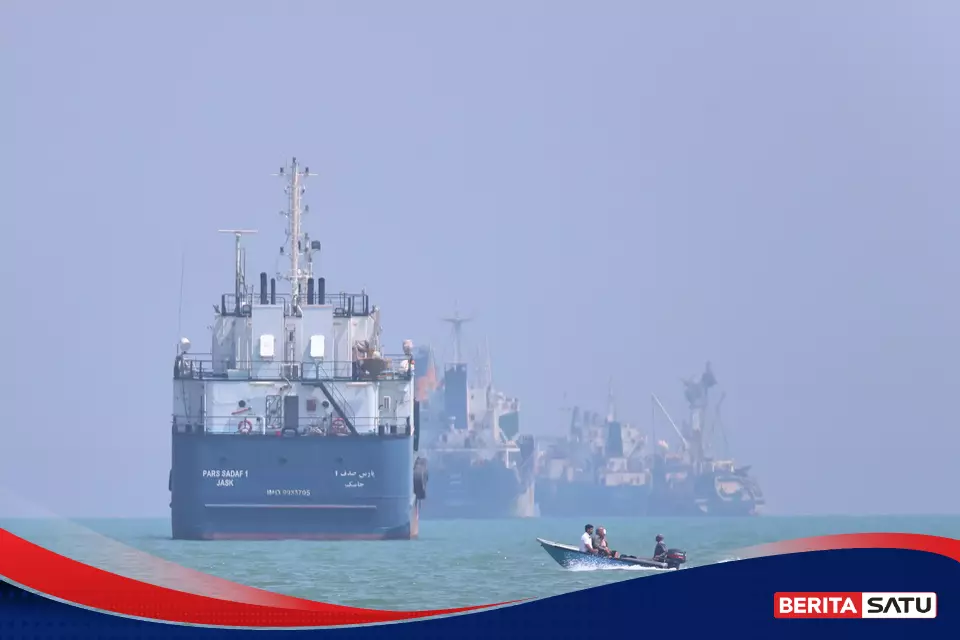 Selat Hormuz Mulai Ramai Lagi, Risiko untuk Minyak Dunia Belum Benar-Benar Hilang