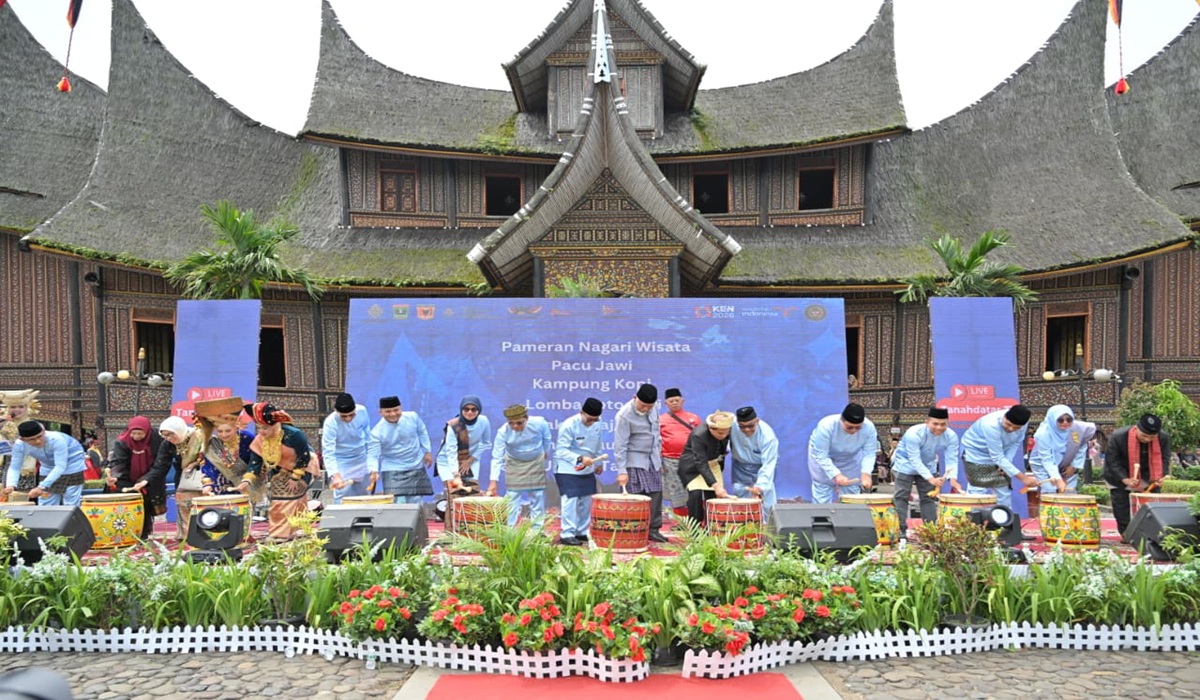 Budaya Minangkabau Diposisikan Jadi Mesin Ekonomi, Mahyeldi Soroti Dampaknya