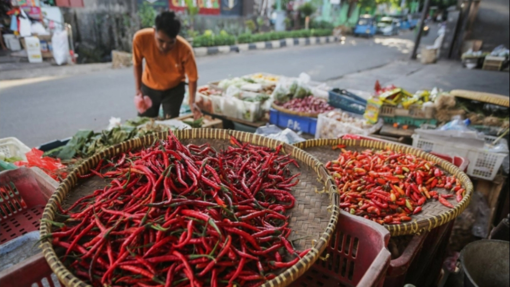 Cabai dan Minyak Menekan Belanja Warga, Harga Sembako Jawa Timur Akhir Juni 2026