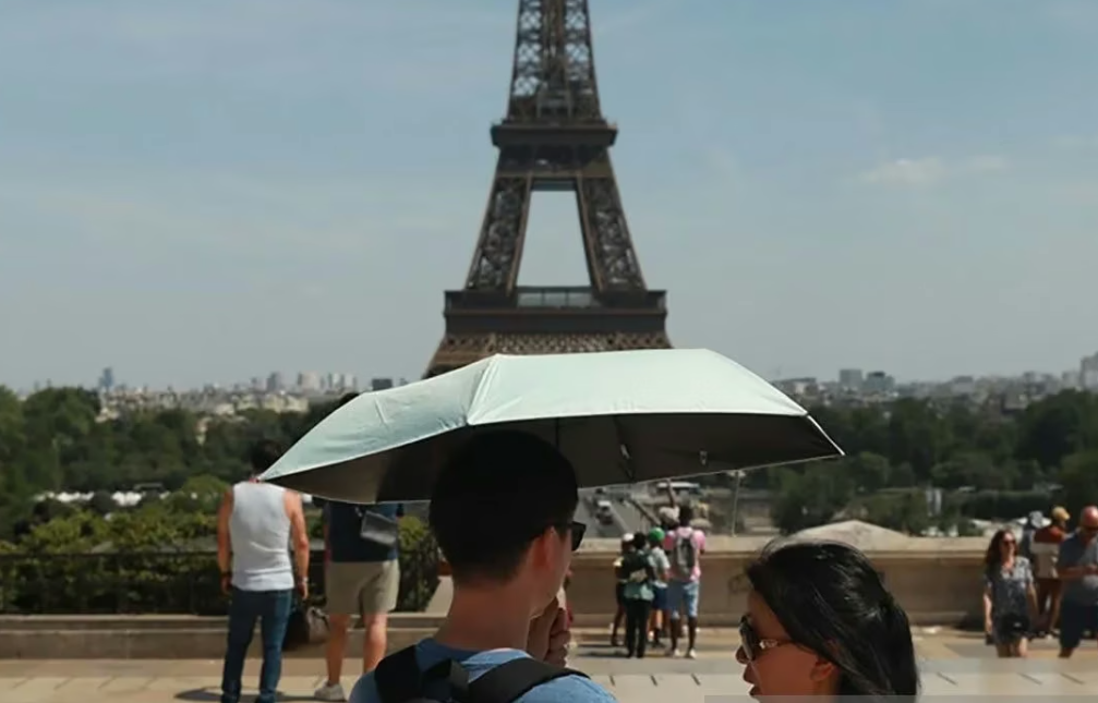 Gelombang Panas Bikin Paris Krisis, Jenazah Sampai Dipindahkan ke Luar Kota