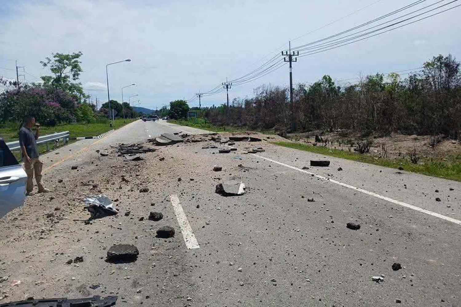 Bom Pinggir Jalan di Narathiwat Lukai Dua Turis Malaysia, Mobil Berpelat Malaysia Jadi Target