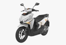 Gibran Naik Motor Listrik di Asmat, Pesan Elektrifikasi Tembus Papua