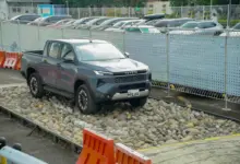 Hilux Baru Pamer Dua Arah Sekaligus, Diesel Masih Kuat Saat Versi Listrik Mulai Mengintai