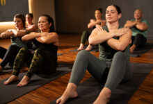 Hot Mat Pilates Bikin Otot Lebih Lentur, Tantangannya Jauh di Atas Pilates Biasa