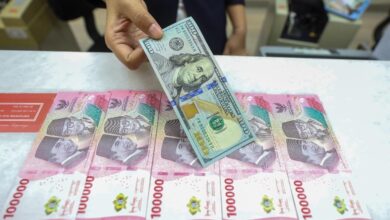 Rupiah Melemah, Selisih Kurs Dolar di BCA, BRI, Mandiri, dan BNI Makin Terlihat