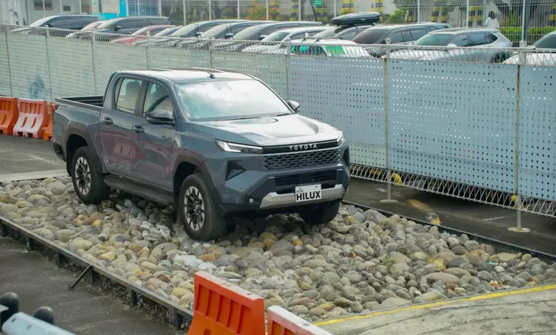 Harga Toyota Hilux Listrik Bikin Kaget, Jarak Tempuhnya Justru Cukup Pendek