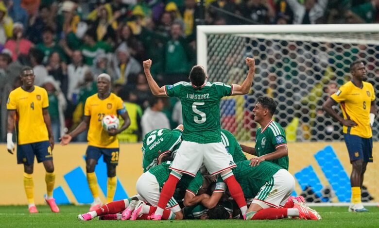 Meksiko Menang Kejam Atas Ekuador, Tiket 16 Besar Ditentukan Sejak Babak Pertama