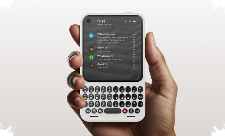 HMD Siapkan Feature Phone Baru, Desain Ringkasnya Mengingatkan pada BlackBerry