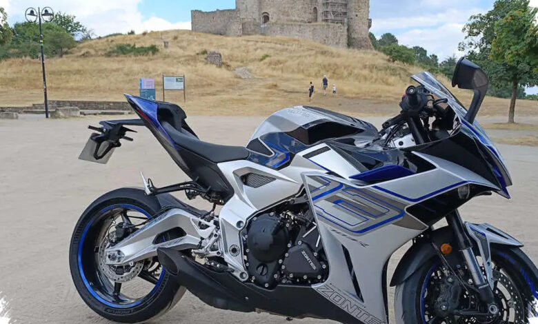 Zontes 703R Bawa Fitur Melimpah, Yamaha MT-07 Tetap Menang di Rasa Berkendara