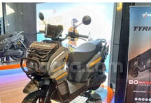 CarPlay di Motor Listrik, Tirano Menantang Skuter Harian dengan Wajah Adventure