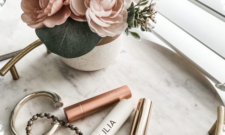 5 Lipstik BPOM Ini Bikin Bibir Hamil Tetap Lembap, Dari Yang Juicy sampai Tahan Lama