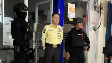 Brimob Jabar Perketat Malam di Cirebon, Pusat Perbankan hingga Taman Jadi Sasaran