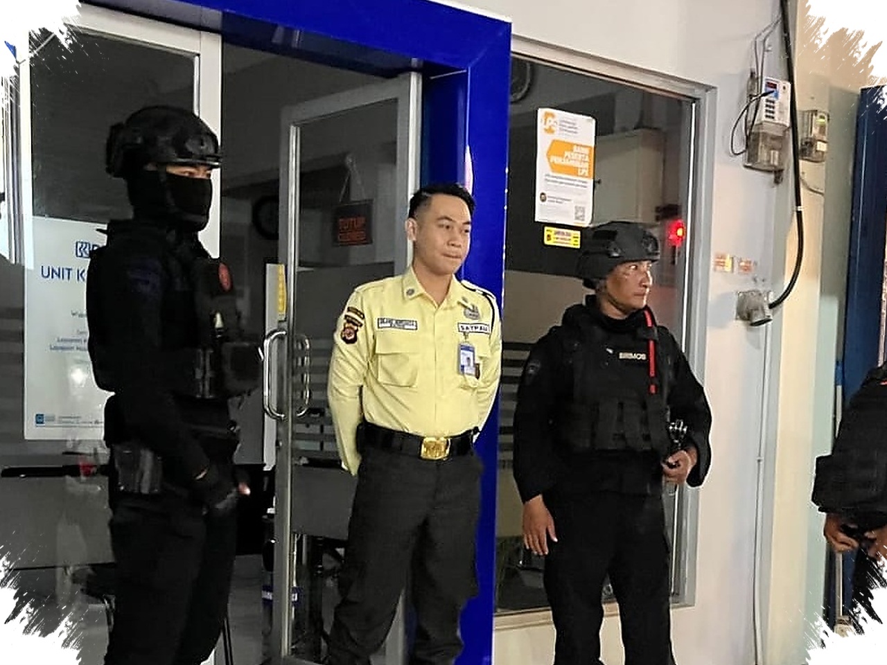 Brimob Jabar Perketat Malam di Cirebon, Pusat Perbankan hingga Taman Jadi Sasaran