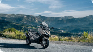 AK 550 Premium 2026 Bikin Yamaha TMAX Terlihat Mahal, Fiturnya Justru Lebih Berani