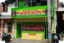 Bukan Karena Mewah, Warteg Kharisma Bahari Menang Berkat Sistem Bisnis yang Rapi