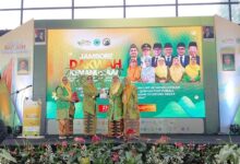 Tanam Pohon Tak Lagi Seremonial, LLHPB PWA Jateng Bawa Pola Asuh ke Jambore Milad