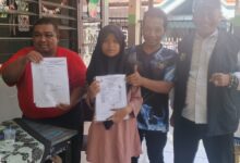 Dua Anak Yatim di Wonokusumo Tetap Sekolah, Biaya Pendaftaran hingga SPP Dihapus