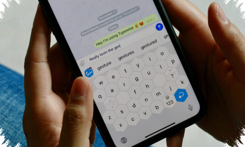 Keyboard HP Ternyata Tidak Menebak Acak, Ini Cara Ia Membaca Kebiasaanmu