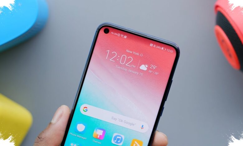 Punch Hole Masih Unggul Jauh, Mengapa Under Display Camera Belum Jadi Pilihan Utama?