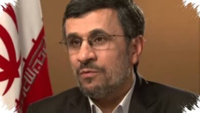 Ahmadinejad Muncul di Pemakaman Khamenei, Teheran Kembali Terseret Ketegangan Politik