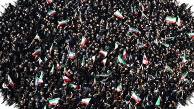 Jutaan Pelayat Padati Najaf dan Karbala, Iring-iringan Pemakaman Ali Khamenei Membesar