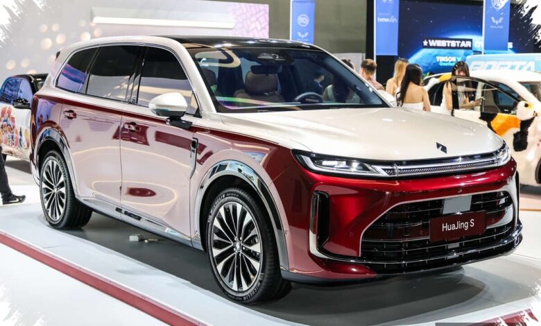 Huajing S Bawa Kokpit Pintar ke SUV Premium, Wuling dan Huawei Ubah Standar Kabin