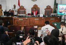 Ijazah Asli Jokowi Dinilai Jadi Kunci, Polemik Tak Akan Reda Tanpa Bukti di Sidang